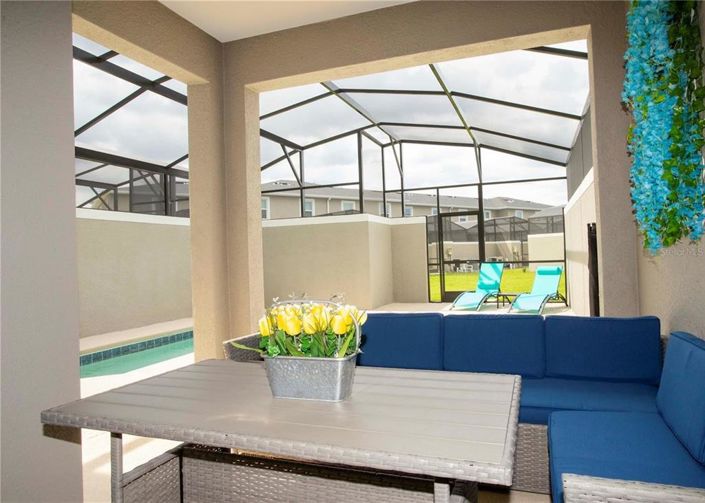 Image No.29-4 Bed Townhouse for sale