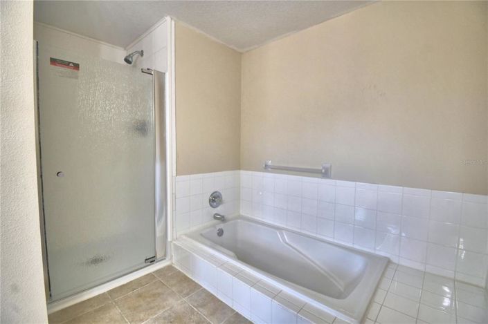 Image No.28-4 Bed Townhouse for sale