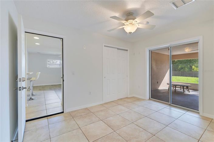 Image No.10-3 Bed House for sale