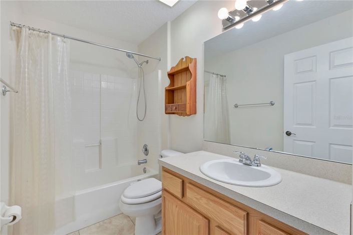 Image No.21-3 Bed House for sale