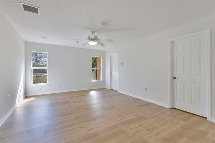 Image No.22-3 Bed House for sale