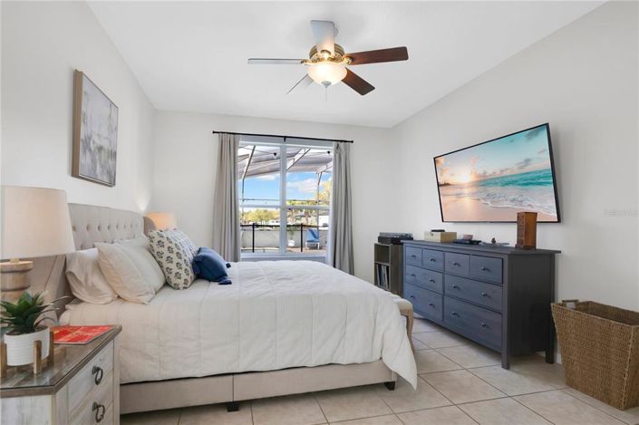 Image No.19-7 Bed House for sale