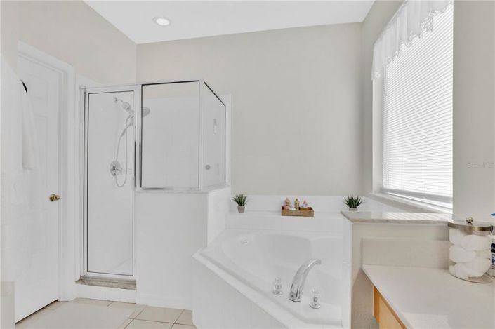 Image No.21-7 Bed House for sale