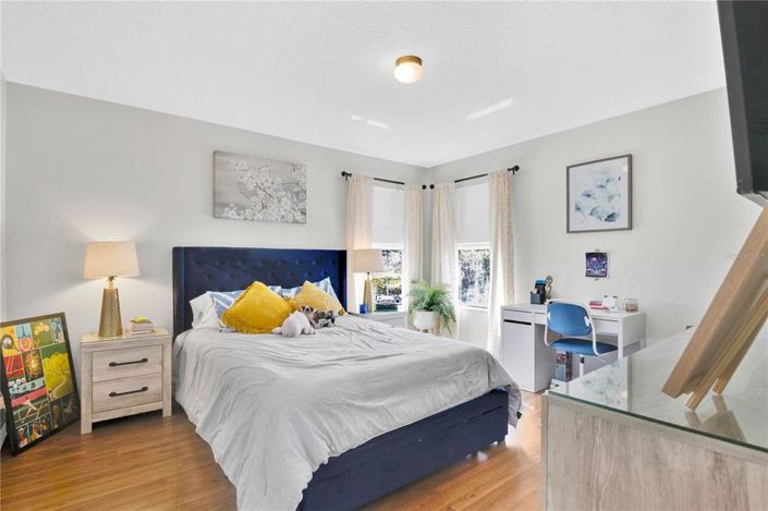 Image No.23-7 Bed House for sale