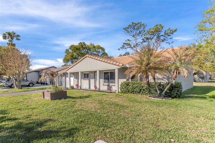 Image No.3-2 Bed House for sale