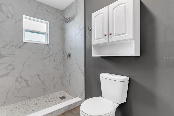 Image No.32-2 Bed House for sale