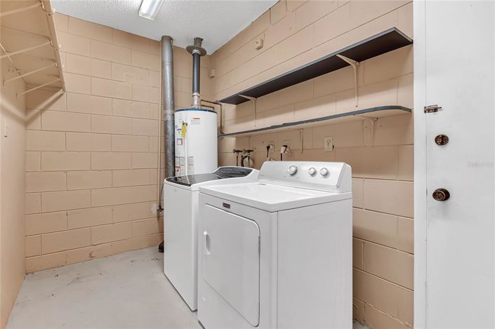 Image No.36-2 Bed House for sale