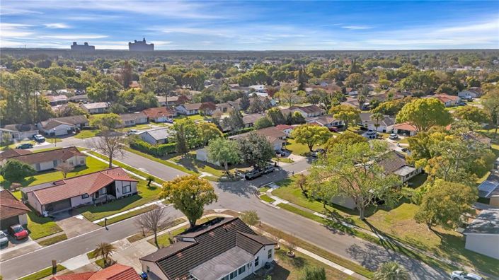 Image No.43-2 Bed House for sale