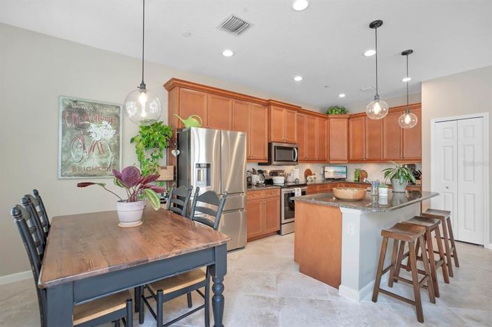 Image No.20-2 Bed Townhouse for sale