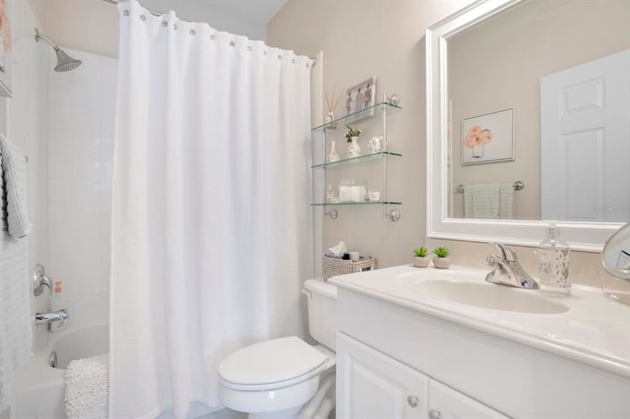 Image No.30-2 Bed Townhouse for sale