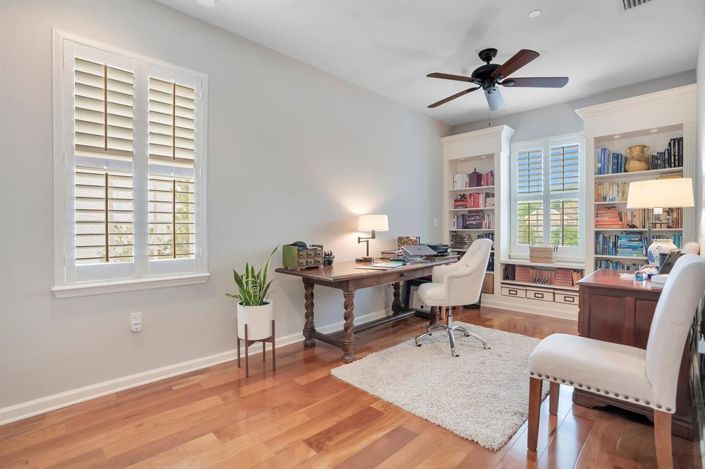 Image No.31-2 Bed Townhouse for sale