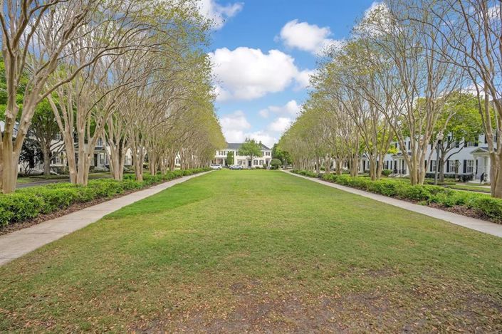 Image No.44-2 Bed Townhouse for sale