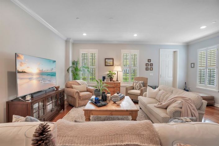 Image No.5-2 Bed Townhouse for sale