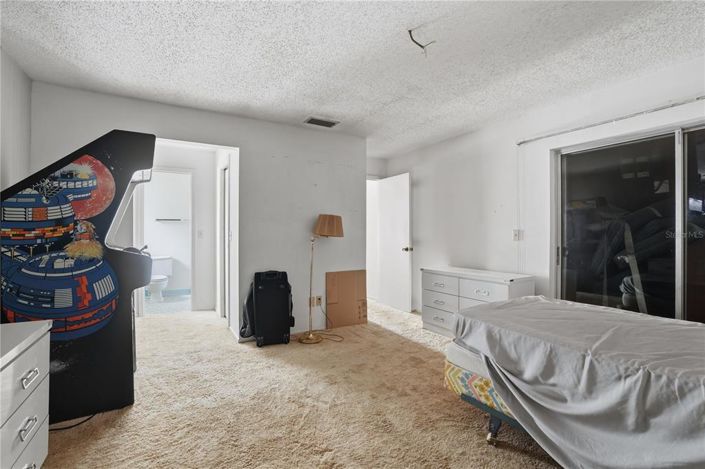 Image No.13-2 Bed House for sale