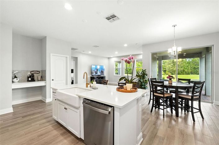 Image No.13-3 Bed House for sale