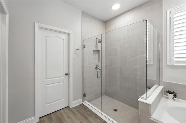 Image No.26-3 Bed House for sale