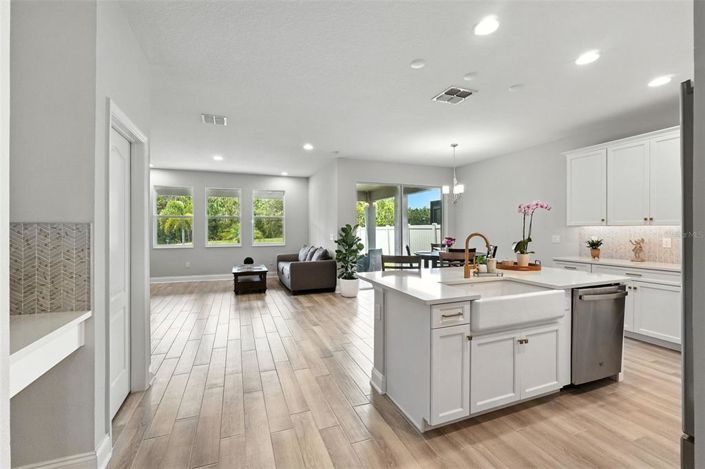 Image No.7-3 Bed House for sale