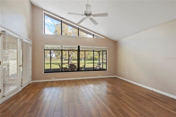 Image No.33-Villa de 4 chambres à vendre à Saint John