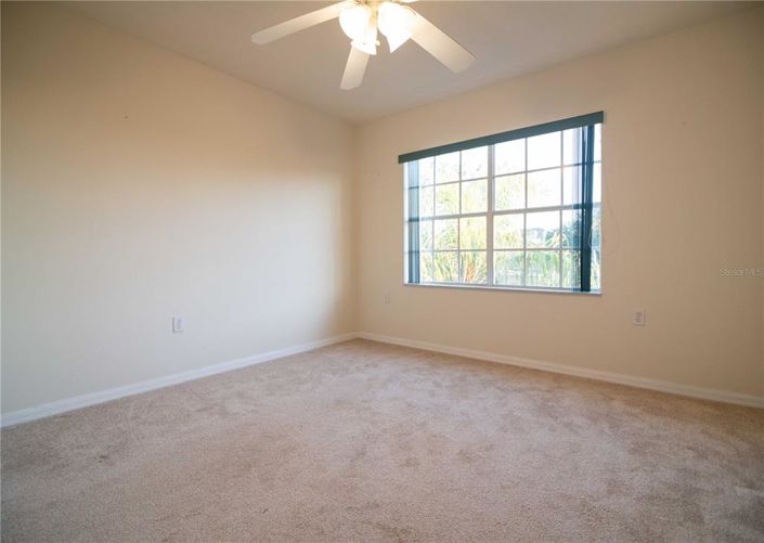 Image No.12-6 Bed House for sale