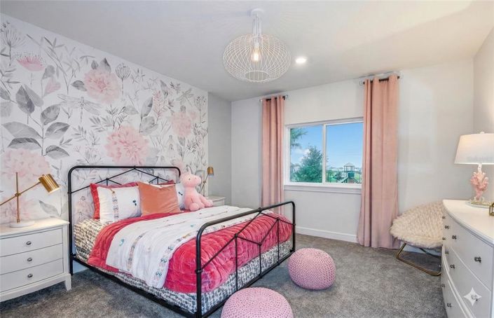 Image No.18-6 Bed House for sale