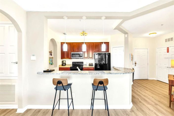 Image No.8-2 Bed Apartment for sale