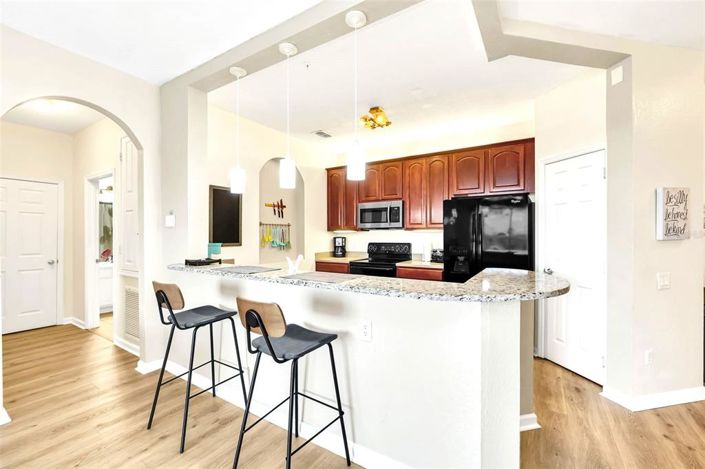 Image No.9-2 Bed Apartment for sale