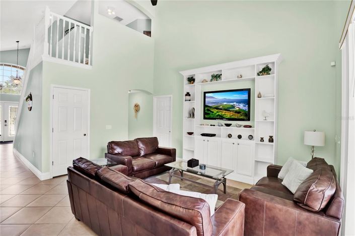 Image No.11-5 Bed House for sale