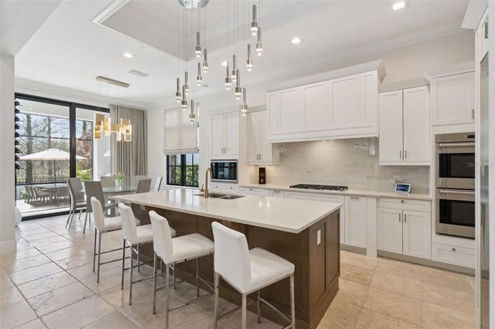 Image No.14-3 Bed House for sale