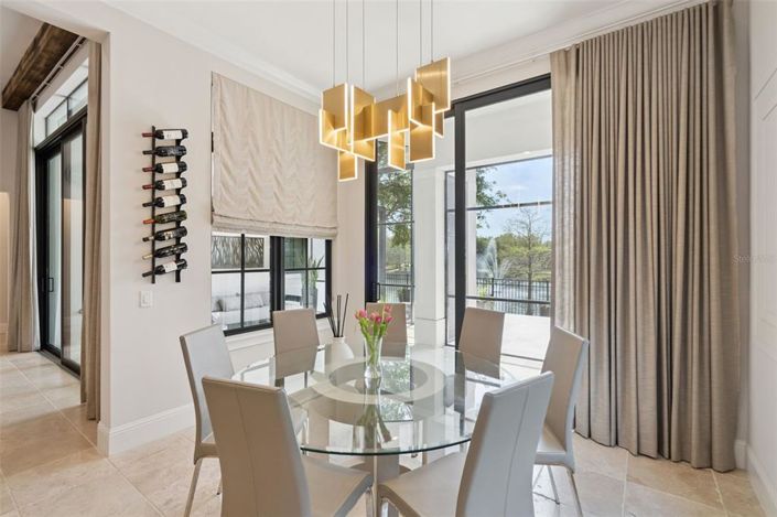 Image No.19-3 Bed House for sale