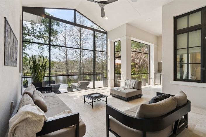 Image No.21-3 Bed House for sale