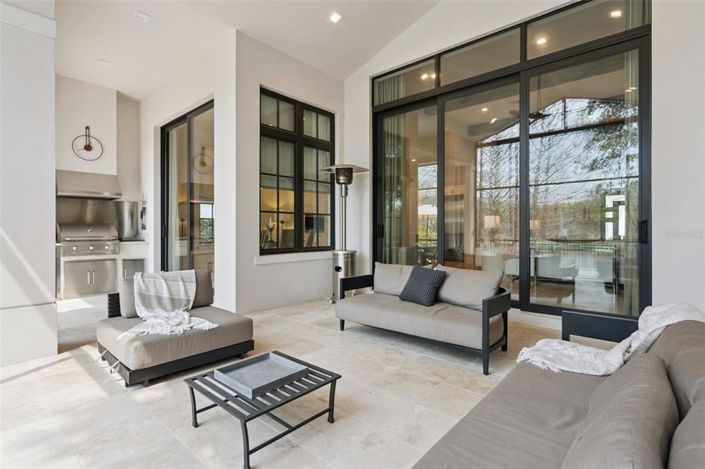 Image No.22-3 Bed House for sale