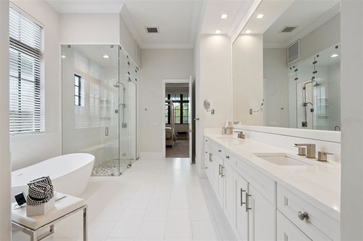 Image No.39-3 Bed House for sale