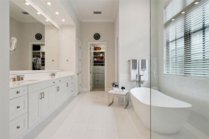 Image No.40-3 Bed House for sale