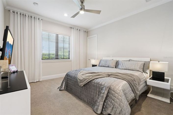 Image No.42-3 Bed House for sale