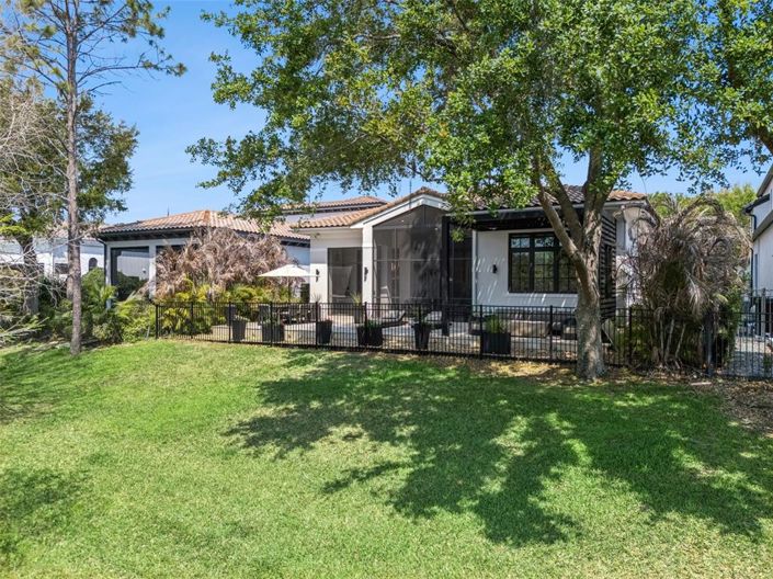 Image No.51-3 Bed House for sale