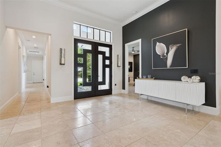 Image No.8-3 Bed House for sale