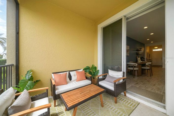 Image No.10-3 Bed Townhouse for sale