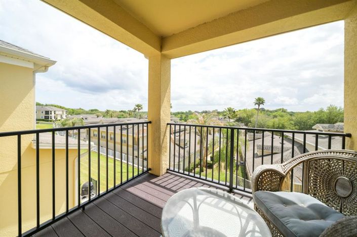 Image No.16-3 Bed Townhouse for sale