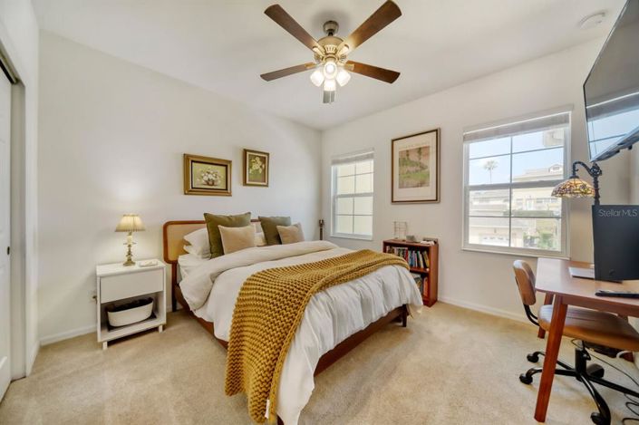 Image No.17-3 Bed Townhouse for sale