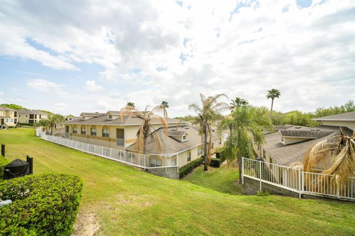 Image No.23-3 Bed Townhouse for sale