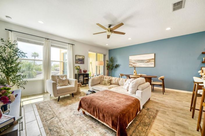 Image No.6-3 Bed Townhouse for sale