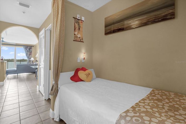 Image No.21-1 Bed Apartment for sale