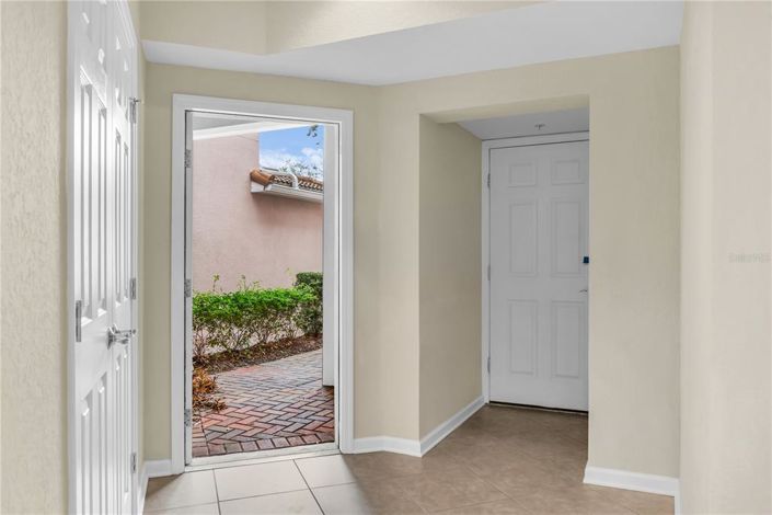 Image No.28-2 Bed Apartment for sale