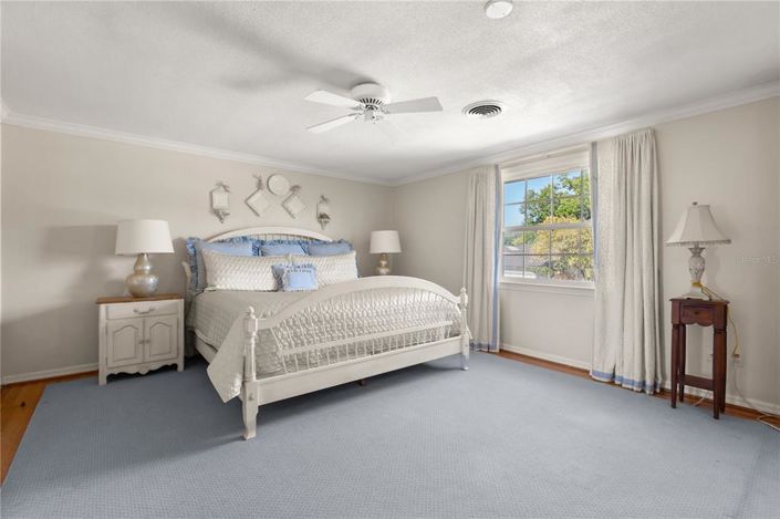 Image No.29-5 Bed House for sale