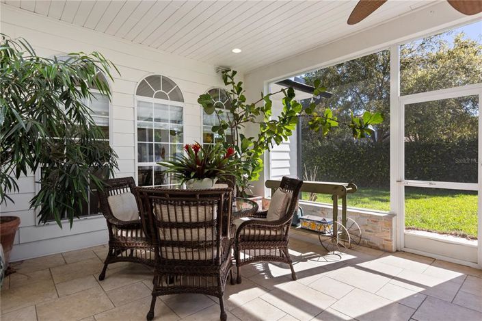 Image No.35-5 Bed House for sale