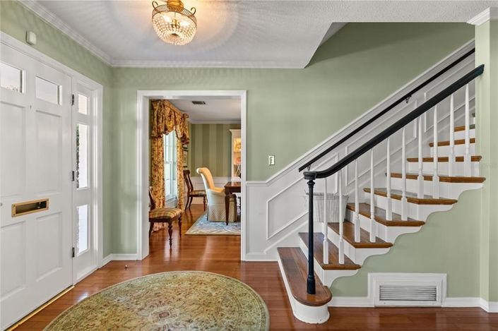 Image No.5-5 Bed House for sale