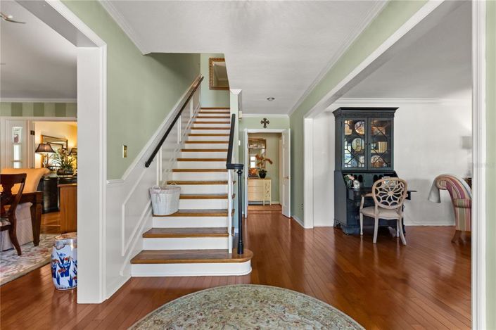 Image No.6-5 Bed House for sale