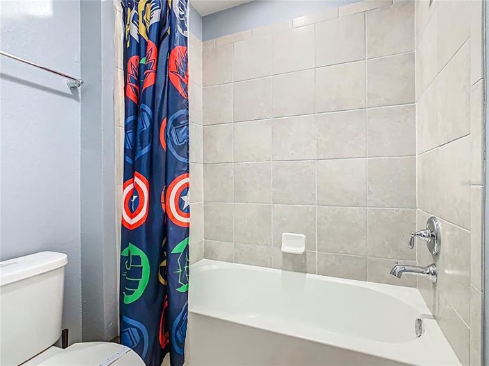 Image No.29-5 Bed Townhouse for sale