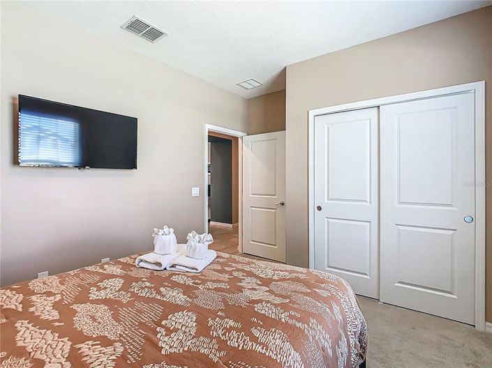 Image No.34-5 Bed Townhouse for sale