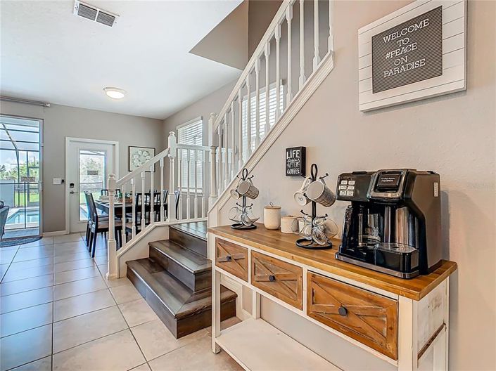 Image No.5-5 Bed Townhouse for sale